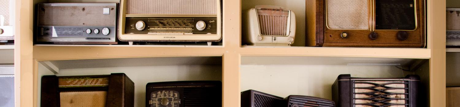 Shelves of antique radios